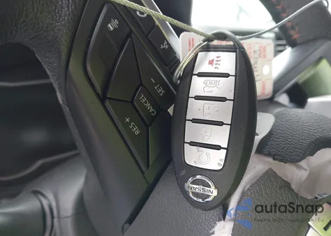 2022 Nissan Versa 1.6 Sr Xtronic Cvt z USA, uszkodzony, nr VIN 3N1CN8FV4NL863851